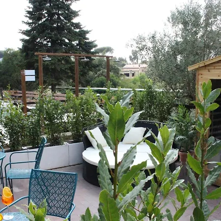 Giardini Penelope E *