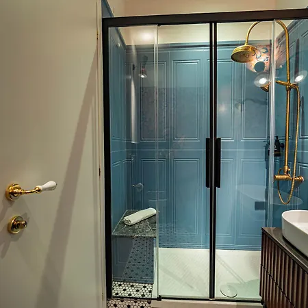 Giardini Penelope E *