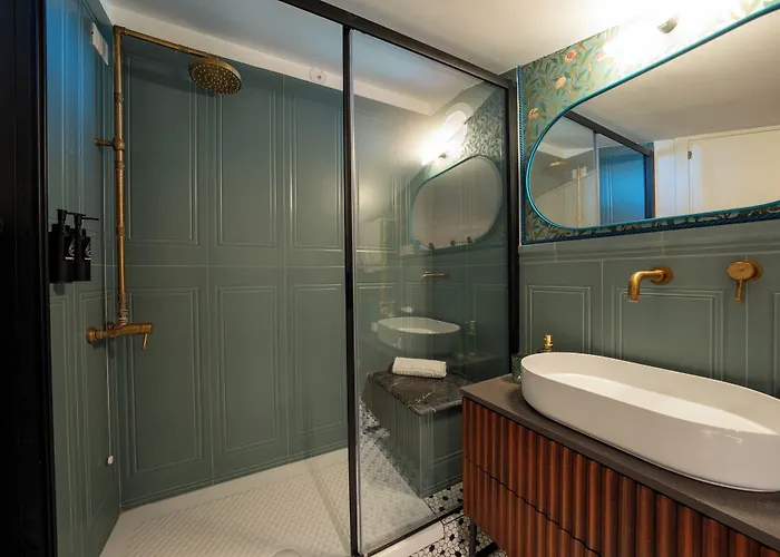 Giardini Penelope E *